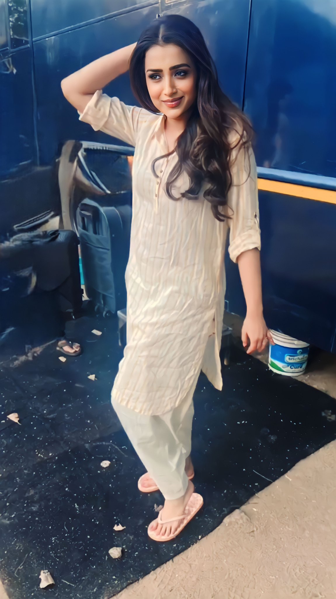 F9dS9e6aoAAEFb6?format=jpg&name=large