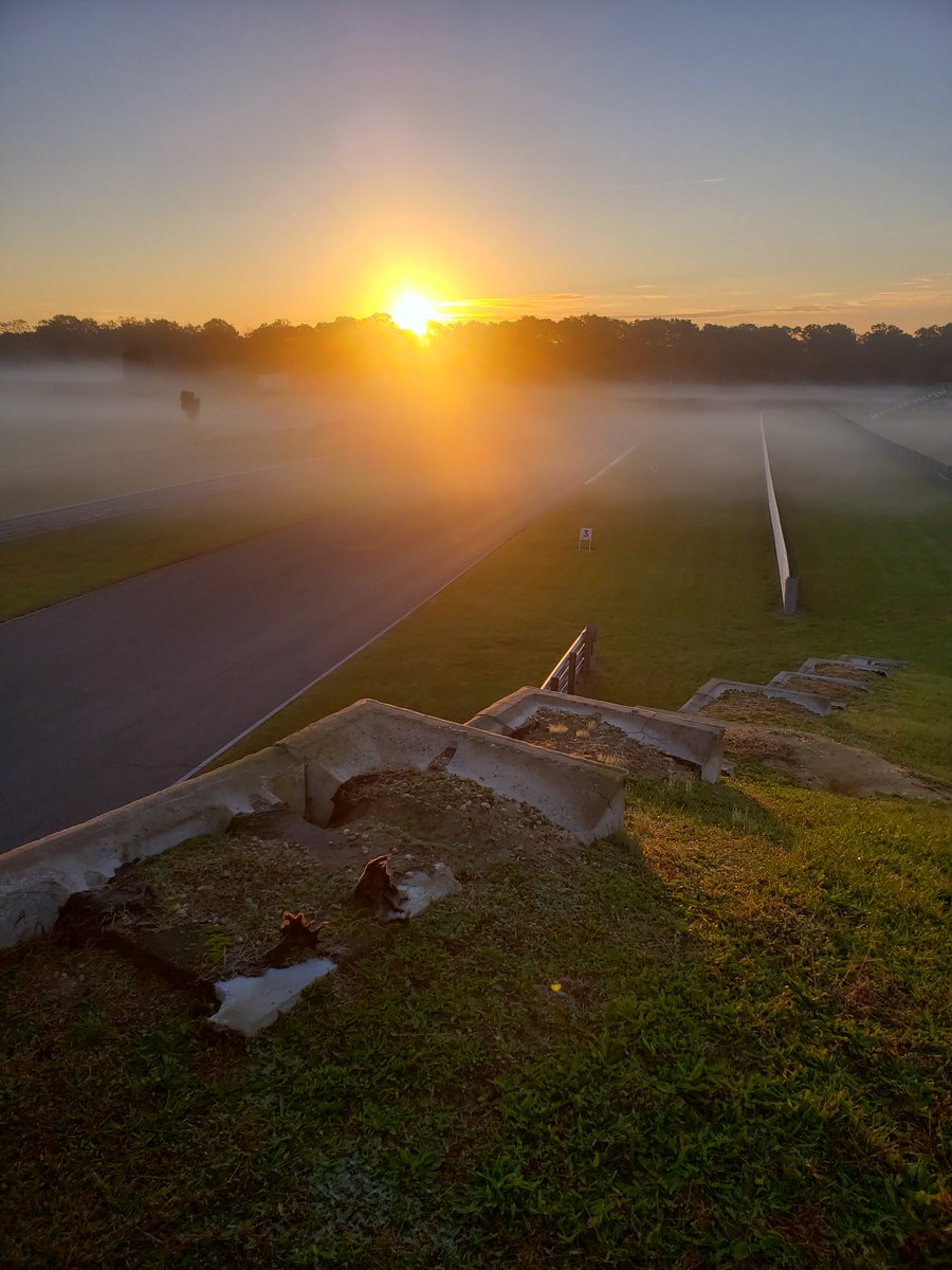 chrisprey's tweet photo. Good morning NJMP 🌅  Was a great finish to the Porsche's East coast programs https://t.co/AVOstjGyJ8