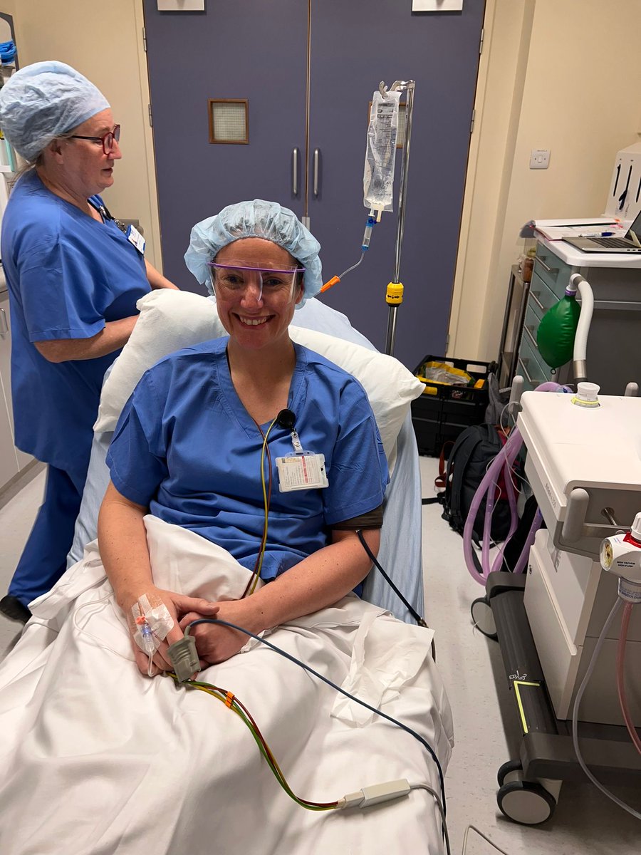 nhsl_meded's tweet image. Final candidate scopes complete 👩‍⚕️👨‍⚕️
#LEATCourse #AFOI #Difficultairway
@cazm169
@paton_catie
@WishawGen
@karlstorzuk
@RCoANews