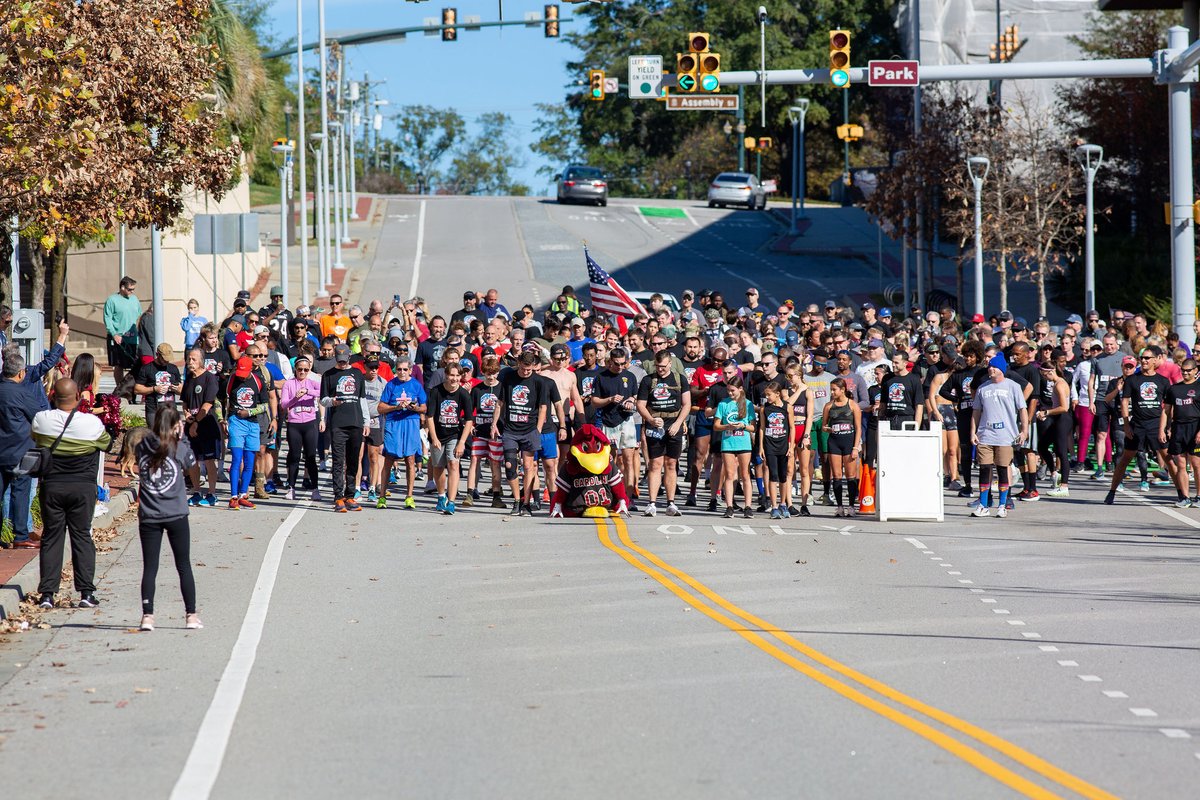 Sign up for the Veterans Day 5k now—we're looking for runners, volunteers, and sponsors to make it an epic event. uscveteransday5k.com