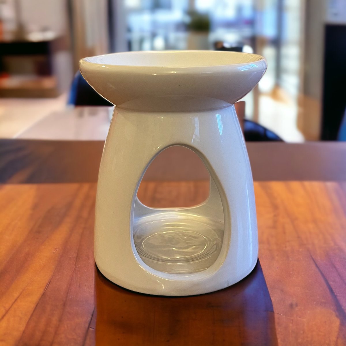 ardeacandle's tweet photo. Introducing our sleek and modern White Wax Melter, a minimalist's dream that seamlessly blends functionality with style. 

This can be yours for only £5.25 and P&amp;P 🙌 

https://t.co/otMZzKK4Nb

#ardeacandlemakers #sustainableluxury #ScentedAdventure #waxmeltaddict #waxmeltslover https://t.co/cUr2GG9Cs0