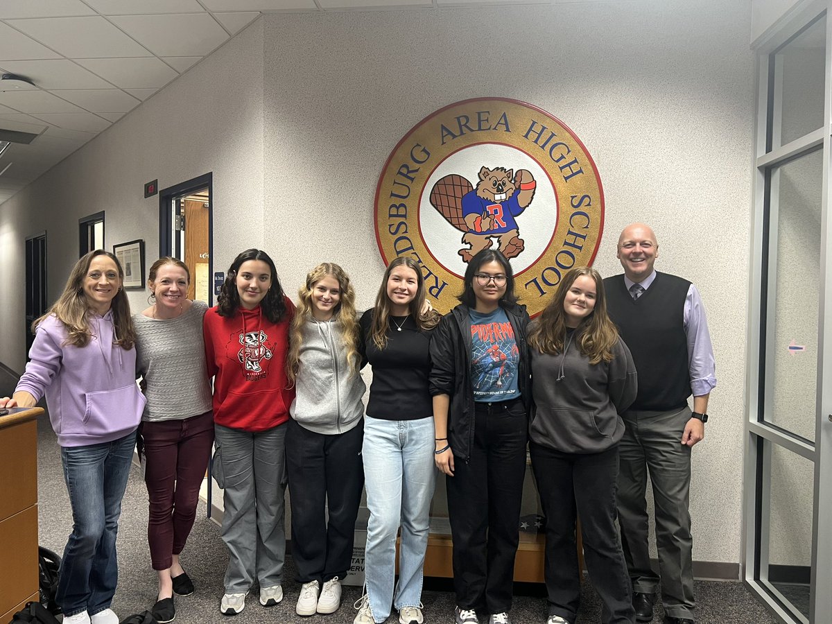 Time well spent today with our exchange students from Cambodia, Germany, Italy and Sweden! #ReedsburgPride