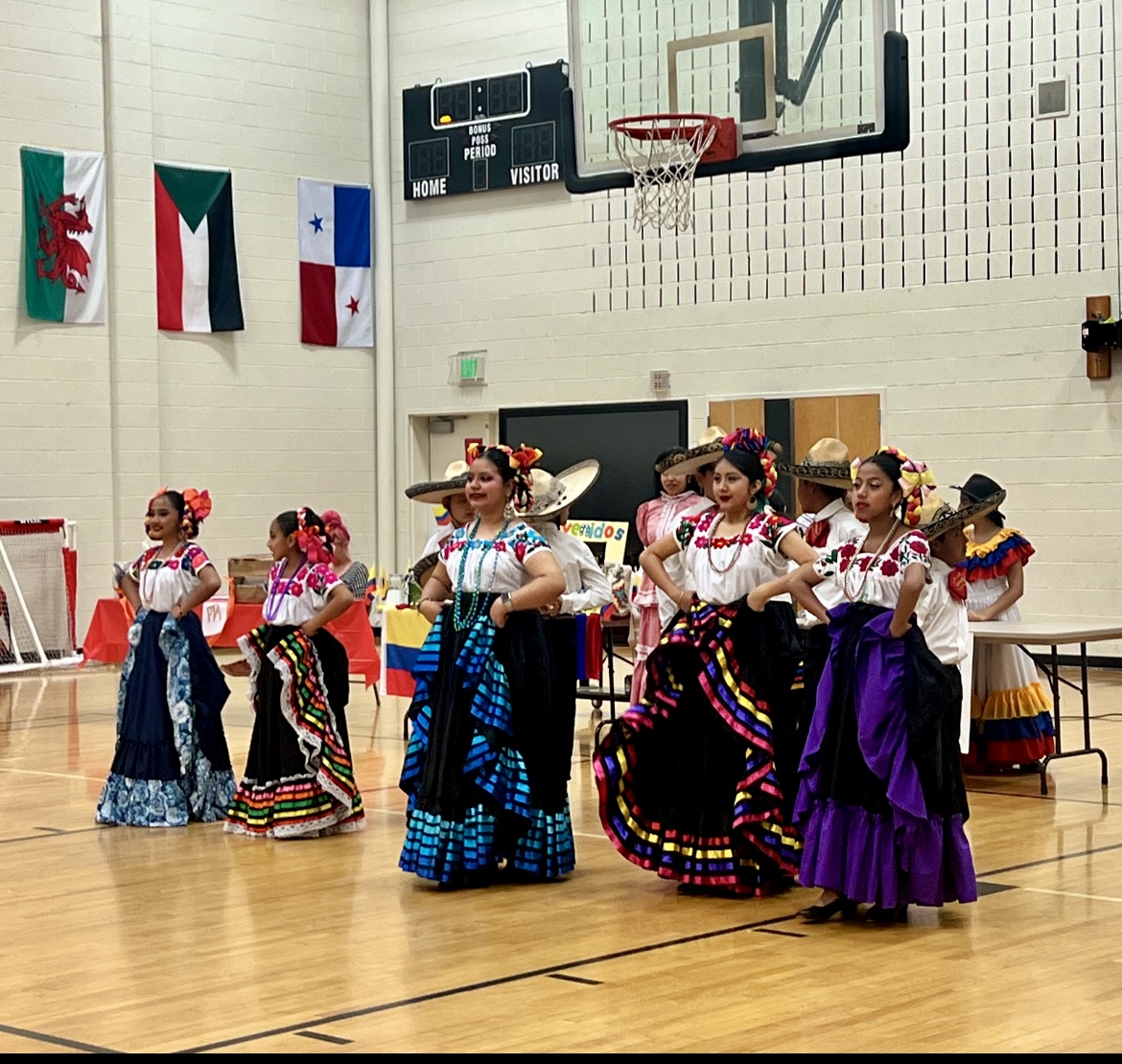 wsfcs's tweet photo. It was a night of cultural celebration at Walkertown Middle School’s "One Pack: Different Colors," International Night. Families explored student projects, savored international flavors, and witnessed stunning performances by guest artists. @WMSWolfpack #wsfcs https://t.co/srxmPrK970