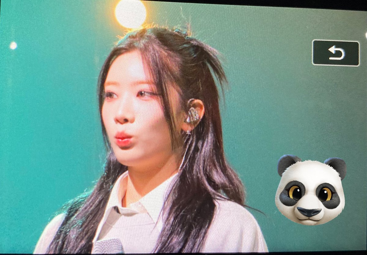 231027 
HaSeul Music Studio 81.8Hz
Preview

This is Eclipse~

#HaseulMusicStudio818Hz 
#KimLip #김립 #キムリップ　#ARTMS