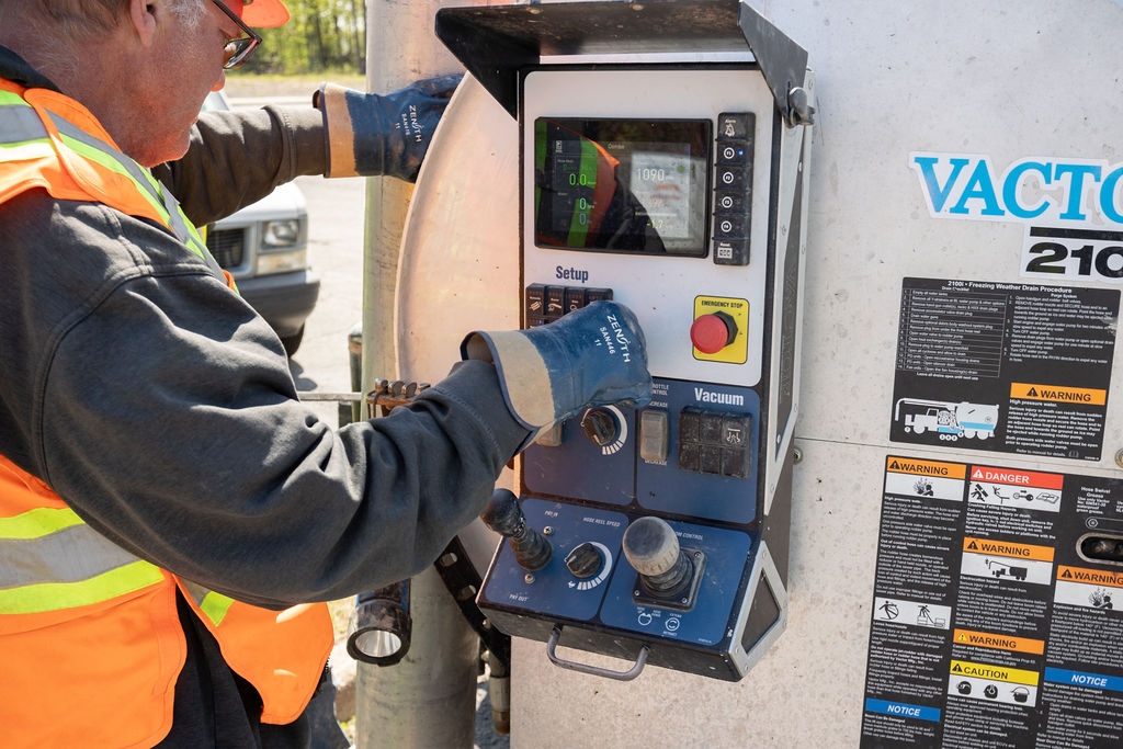 Our large power Vac Trucks arrive at the job with 1,400 cu. ft./min. of airflow, this powerful vacuum has the ability to clean up whatever waste and debris is thrown its way.

#wastewatertreatmentplant #cleanoutservices #tankstorage #vactrucks  #emergency 
#cleanout  #vacservices