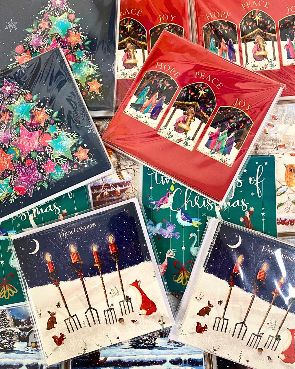 The BRACE Christmas cards for 2023 are available on our shop! 🎅 Check out a brand new selection of festive cards on our online shop. A pack of 10 cards costs just £3.95 - all proceeds go towards vital #dementia research. Shop now: alzheimers-brace.org/product-catego…
