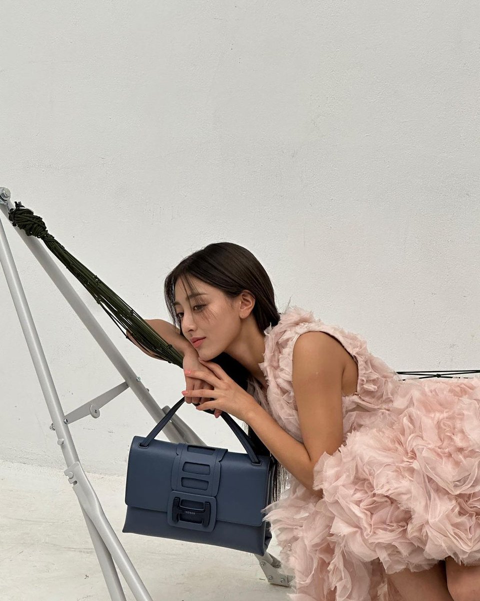 SubjectKpop's tweet photo. Jihyo's Instagram update (2)

#TWICE #트와이스 @JYPETWICE https://t.co/04WLlXu9bd