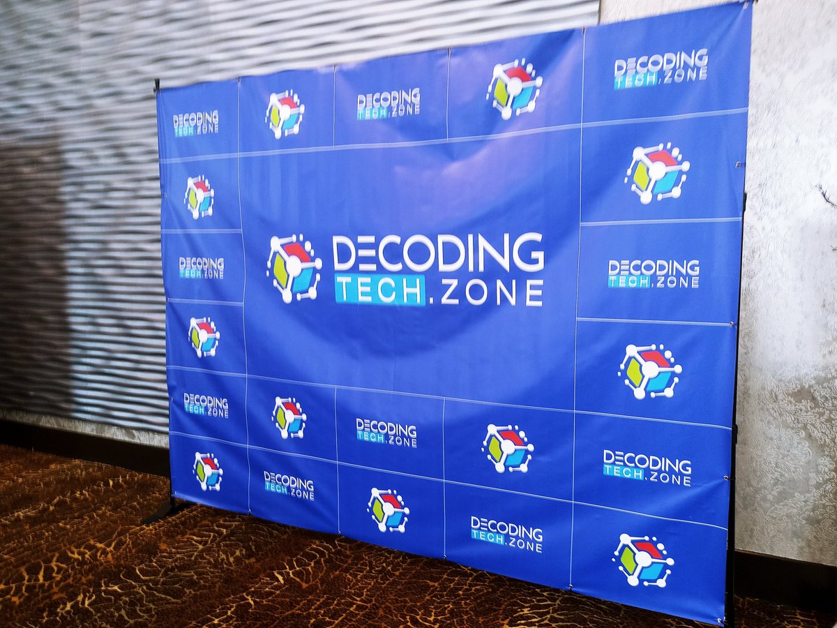 Crypto_Altruism's tweet image. Having a great time at the #DecodingTechZone conference in #Brampton! 🙌

Blown away by the opening keynote on exponential growth in tech by @salimismail 🤯

Would love to connect with fellow #web3 builders! DM if you&apos;re around - let&apos;s connect! 🤝