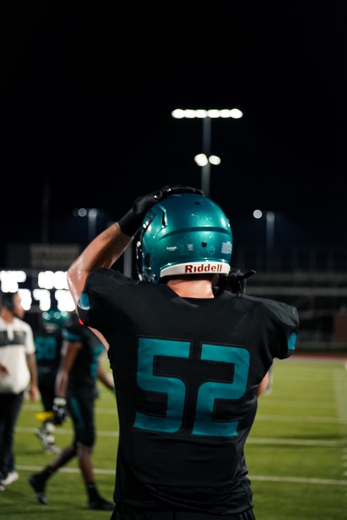 MolinaFootball's tweet photo. GAMEDAY JAGS ALUMNI:
Angel Rodriguez C/O ‘23
Dylan Bogert C/O ‘23
Hannibal Course C/O ‘23
Ricardo Vigil C/O ‘22
@dallasathletics @Coachbru3 @JacobNunez27 @MolinaHigh https://t.co/CWkyIMW5Tl