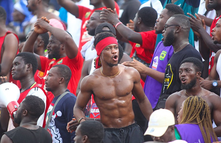 AsanteKotoko_SC's tweet image. Mmɛtɛɛ mma Akukudurofoɔ, we need you once again.

Come sing and chant us to victory this Sunday at the Baba Yara Sports Stadium 🏟️ 
We kick off at 3:00Pm 

#AKSC #Fabucensus