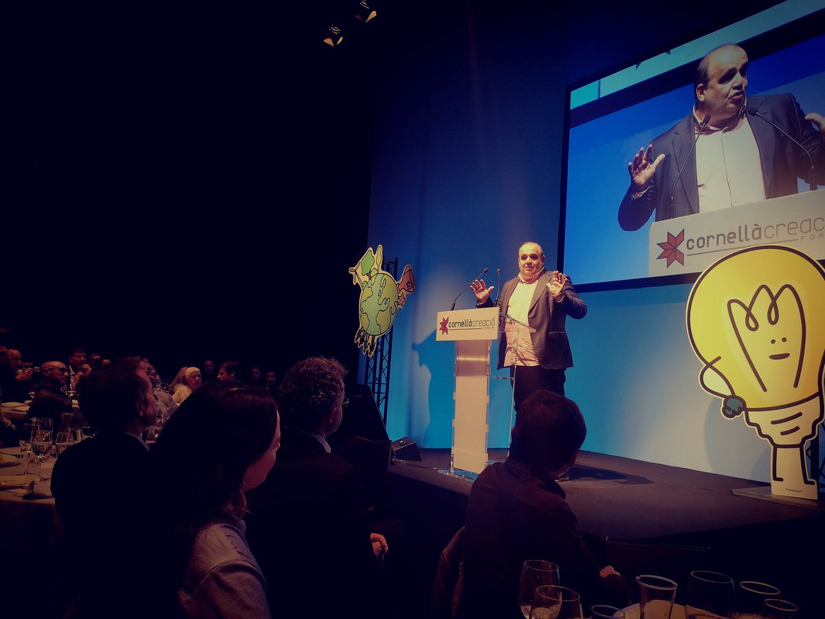 anareyeslorenzo's tweet photo. .@carlosblanco publicó "Los principales errores de los emprendedores" en 2013. 10 años después, "los errores son los mismos, pero mi abanico de soluciones es infinitamente mayor". #CCF23 @CornellaCreacio https://t.co/sE9nLiYpmS