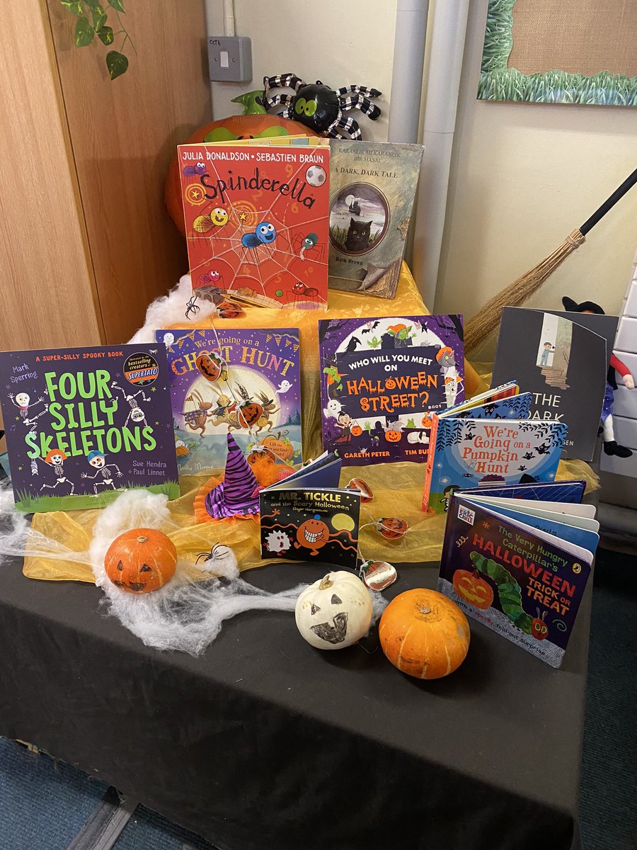 ListerInfants's tweet image. The children have enjoyed Halloween themed books in the school library and  the Home Library. 👻🎃💀#welovereading #readingforpleasure