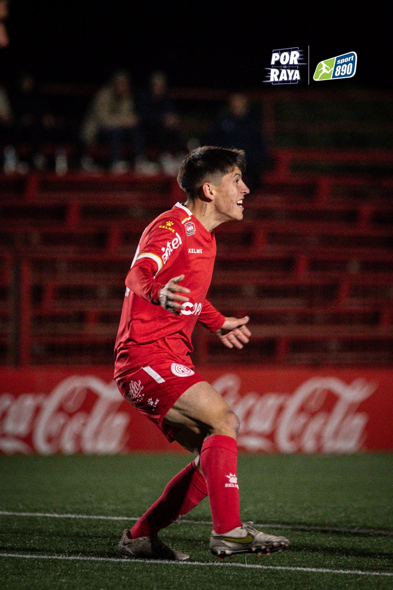 PorLaRaya890's tweet photo. 📻 Desde las 15:30 hacemos por @Sport890+ #Rentistas vs #BellaVista

🎙️ Relata @nicopirri

🧑‍⚖️ Bruno Sacarelo, Matías Rodríguez, Daiana Fernández, Esteban Guerra 

👉 https://t.co/dLkwAJnT1r https://t.co/FeFzMh3ezK