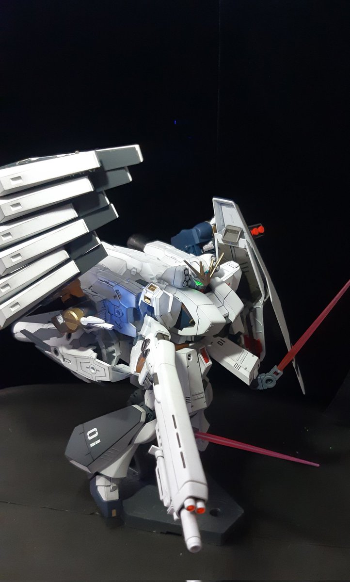 honobono123456's tweet photo. アクシズを落とされる前にシャアを墜としてしまう世界線の強襲型νガンダムがこちらです(妄想です)

追加ブースターでぶわぁーと来てHWSの追加武装でバーっとサザビーをやっつけて帰っていったそうです…なんて(笑)

続きでいくつか画像あります

#ガンプラの画像を貼るとRTされると聞いて https://t.co/G9vU0I6mxm