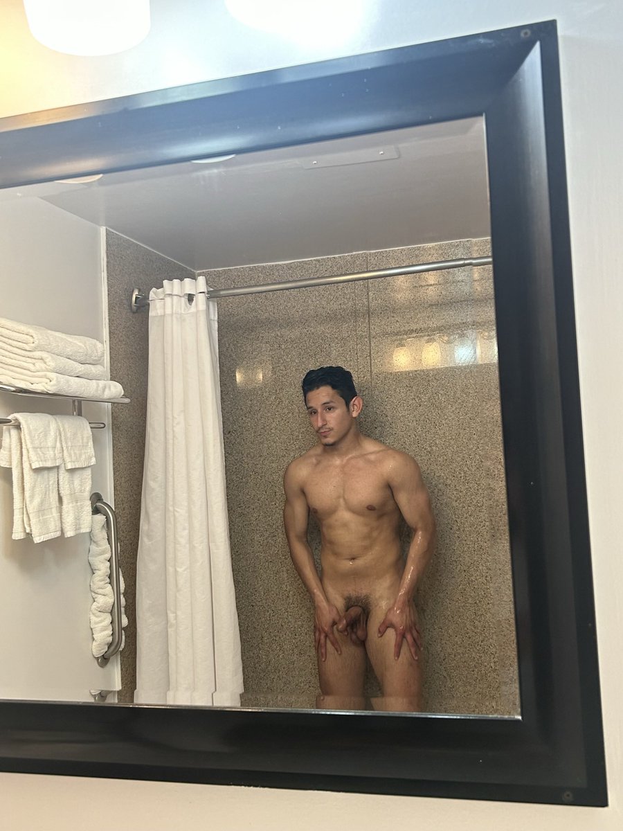 _Panda_dude's tweet photo. 5 MIN CUSTOM VIDEOS FOR $20💦 
DM now for an extra gift🔥👀🤫🐼❤️
LAST WEEK BEFORE COMING BACK ON ONLY FANS🤗🐼 

#onlyfans #ONLYFANSFORGAYS 
#malesolo #male #solo #twink #twunk https://t.co/guLkcjaJKG