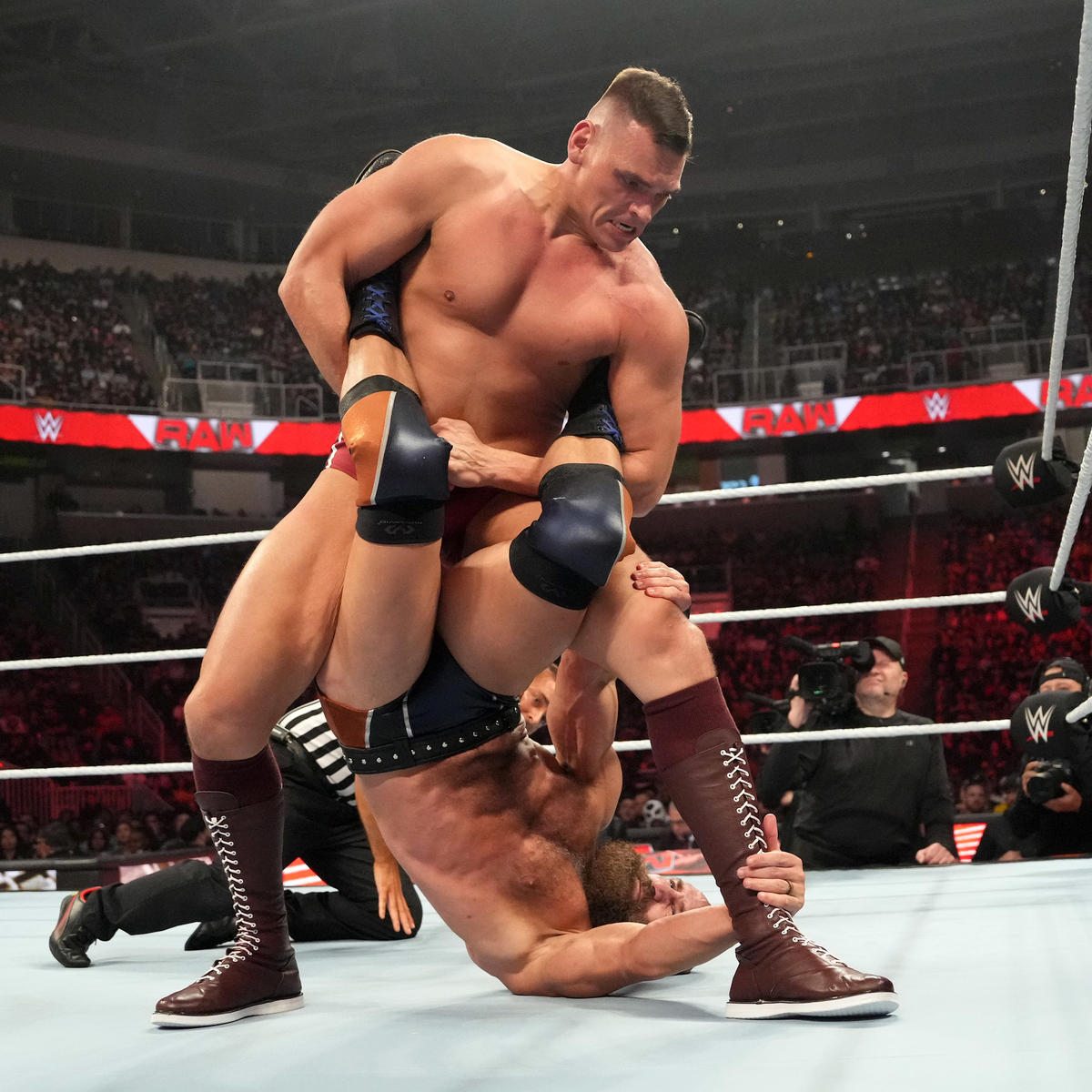 OzmanOOS's tweet image. #rasslin 

GUNTHER vs Gable should've have been at #WWEPayback

GUNTHER vs Ciampa should've be at #WWEFastlane

GUNTER vs Bronson Reed should've been at #WWECrownJewel 

My pick for best pro wrestler of 2023. Treat him like it.
