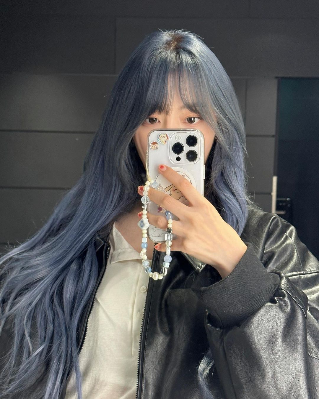 ルセラフィム 宮脇咲良 着用　EVOTUNES AirPods Max ケース ルセラフィム 宮脇咲良 着用 EVOTUNES AirPods Max ケース