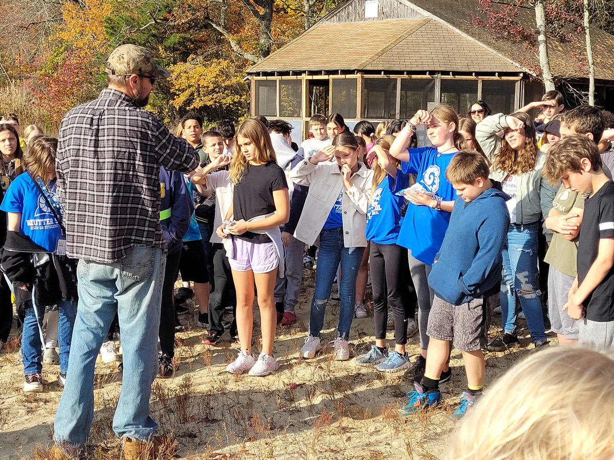 peters_ted's tweet photo. Sixth grade students visited Operation Safe Haven over the past two days in order to kick start their Tiny House year-long cross-curricular activities. #reutterrocks @franklintwpsch https://t.co/FAtj7K25TZ