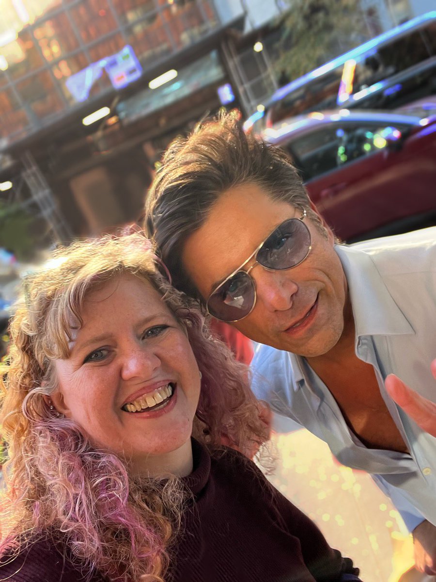 RhonaKerr's tweet photo. @JohnStamos @DrewBarrymore I was so bummed not to make it in her show that day. But thank you so much for stopping and taking a selfie with me! You are amazing! https://t.co/IPBzmZ0Quw
