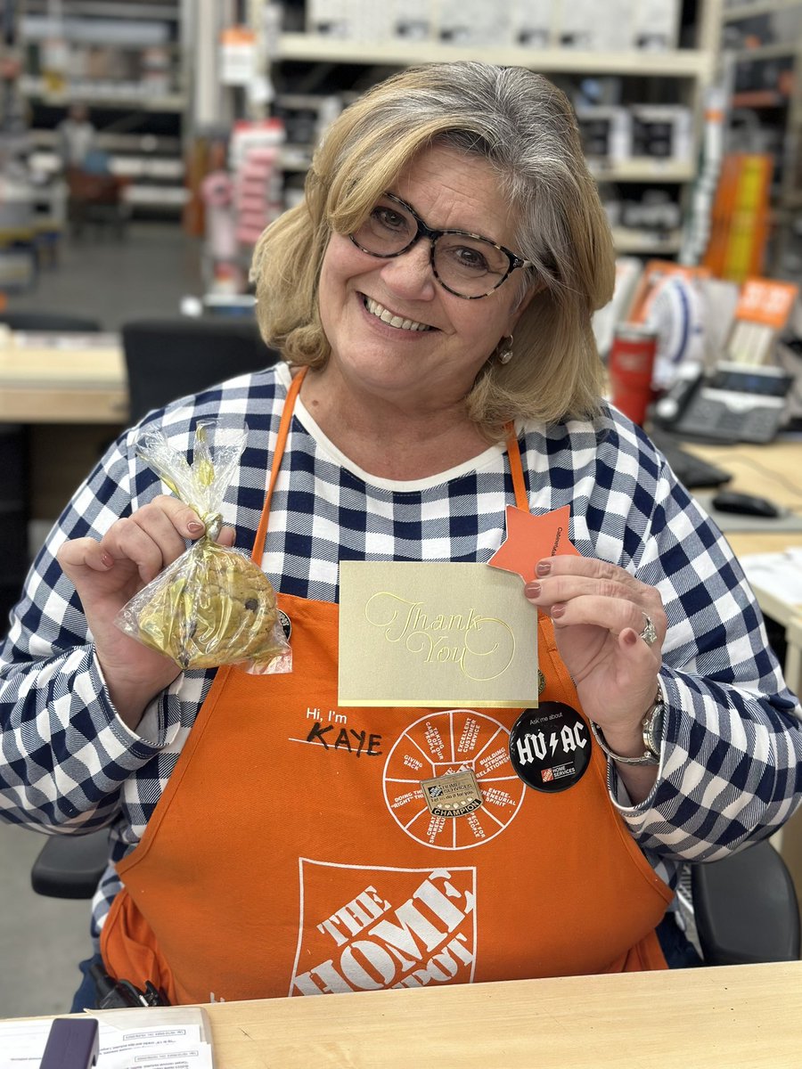 BrooklynW_THD's tweet photo. Thank you Kaye, Haley and Meg for #JUSTASKING and driving Cabinet Makeover and Custom Home Organization leads!!! #LeadsEqualSales #BIGmoney #EASYmoney @KenBaer1 @Capezza @jaybisping @kimscottholman @MeghanFulton18 @shancock83 @stewy_stew @HDIMakeoverMike @TJSanders61 https://t.co/E0JOdnuvdk