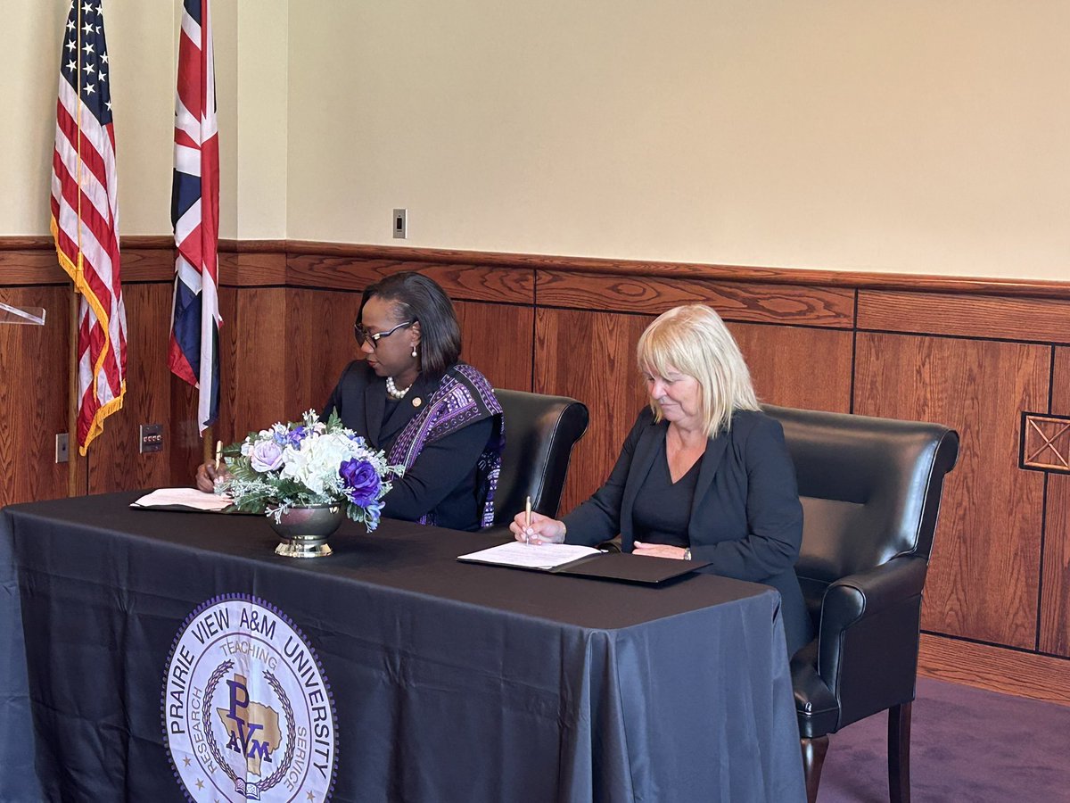 PVAMU_Pres's tweet photo. A significant moment for @PVAMU &amp; London Metropolitan University as we signed a MOA today creating a cohesive, international platform for on-going collaboration between our two universities.
#ExcellenceLivesHere https://t.co/Sqbc7NFtA3