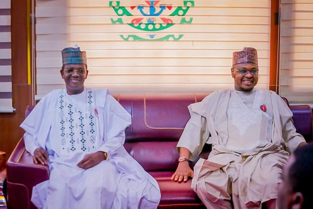 AbdulwaliTahir's tweet photo. The immediate past Minister of Communication and Digital Economy @ProfIsaPantami today visited the Honourable Minister of State for Defence, Dr. Bello Muhammed Matawalle MON in his office at Abuja. https://t.co/oZPSjvM6Dr