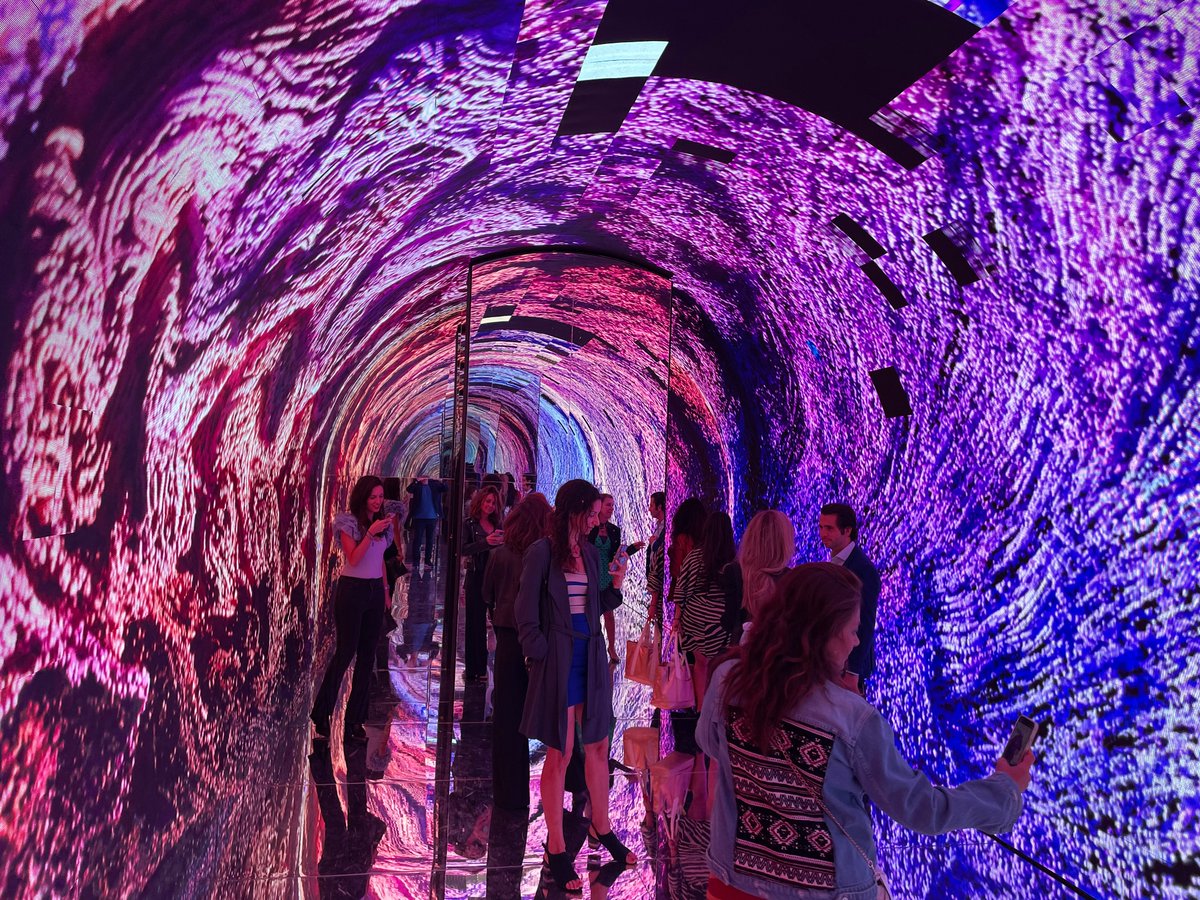 berniale's tweet photo. Congratulations to everyone who contributed to the creation of the Pop-up Balloon Museum in New York. This initiative will undoubtedly make headlines for a long time. #BalloonMuseumNYC #BalloonMuseum #BalloonMuseumNewYork https://t.co/hoWpsXRjfd