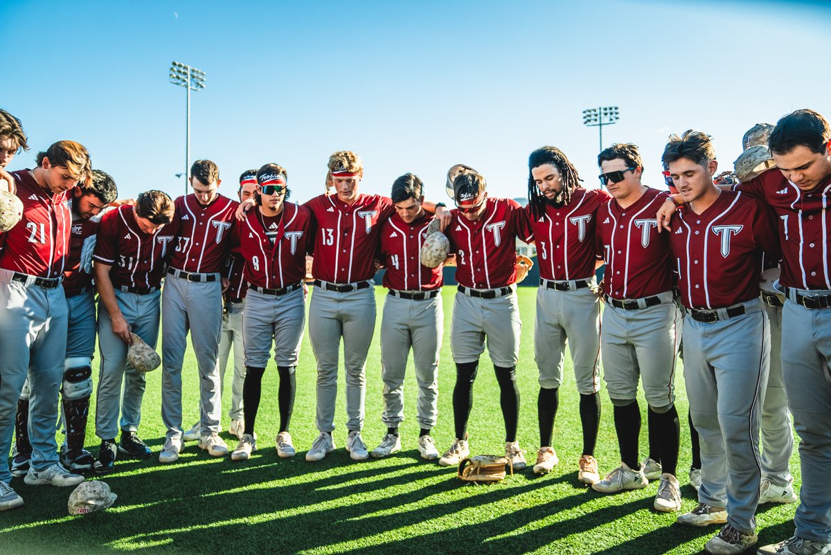 NCAABaseball's tweet photo. Brotherhood.

#NCAABaseball x 📸 @TroyTrojansBSB 
https://t.co/BZLtGKCTaX