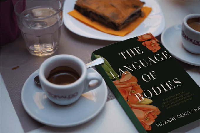 be_dancing's tweet photo. Our friend #ACEAUTHOR turns 60 today! #AceWeek2023 #acepride #ACE Birthday Surprise for @smDeWittHall #lgbtqiasupportandkindness
Visit https://t.co/oJukNx5fEm
Friends let's share & review her Novel. Her 60th birthday is today this would be a great gift for a writer. https://t.co/PepvhkoOaW