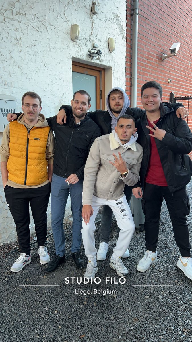 📢| 𝘼𝙣𝙣𝙤𝙣𝙘𝙚

Voici l'équipe 𝗗𝗘𝗩𝗜𝗟 𝗥𝗘𝗗 pour le week-end de <a href="/LouvardGame/">LouvardGame</a> , bonne chance à tous 🤝

▪️<a href="/NpeaceR6s/">NpeaceR6s</a> 
▪️<a href="/na0shiii/">Nao</a> 
▪️<a href="/DeathhR6/">Deathh</a> 
▪️<a href="/Skyz_R6s/">SKyz</a> 
▪️<a href="/K2__Official/">K2</a> 

🔸Un #RT = Un encouragement🤝

#𝗙𝗢𝗥𝗭𝗔𝗗𝗘𝗩𝗜𝗟 🔴⚪️⚫️👇