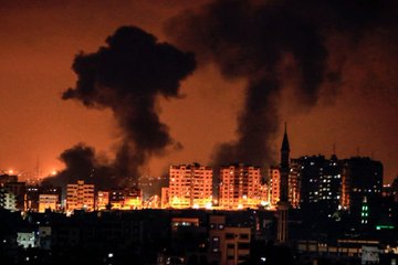 9abutawfiqdheyb's tweet photo. عاجل
قصف غير مسبوق على غزة الان وانباء عن انقطاع الاتصالات والانترنت عن القطاع بالكامل .
#كتائب_القسام #ابو_عبيدة
#غزة_العزة #فلسطين_تقاوم #حماس
#GHVIP250
#الموت_لإسرائيل
#الإجتياح_البري https://t.co/YCcRYSgMWh