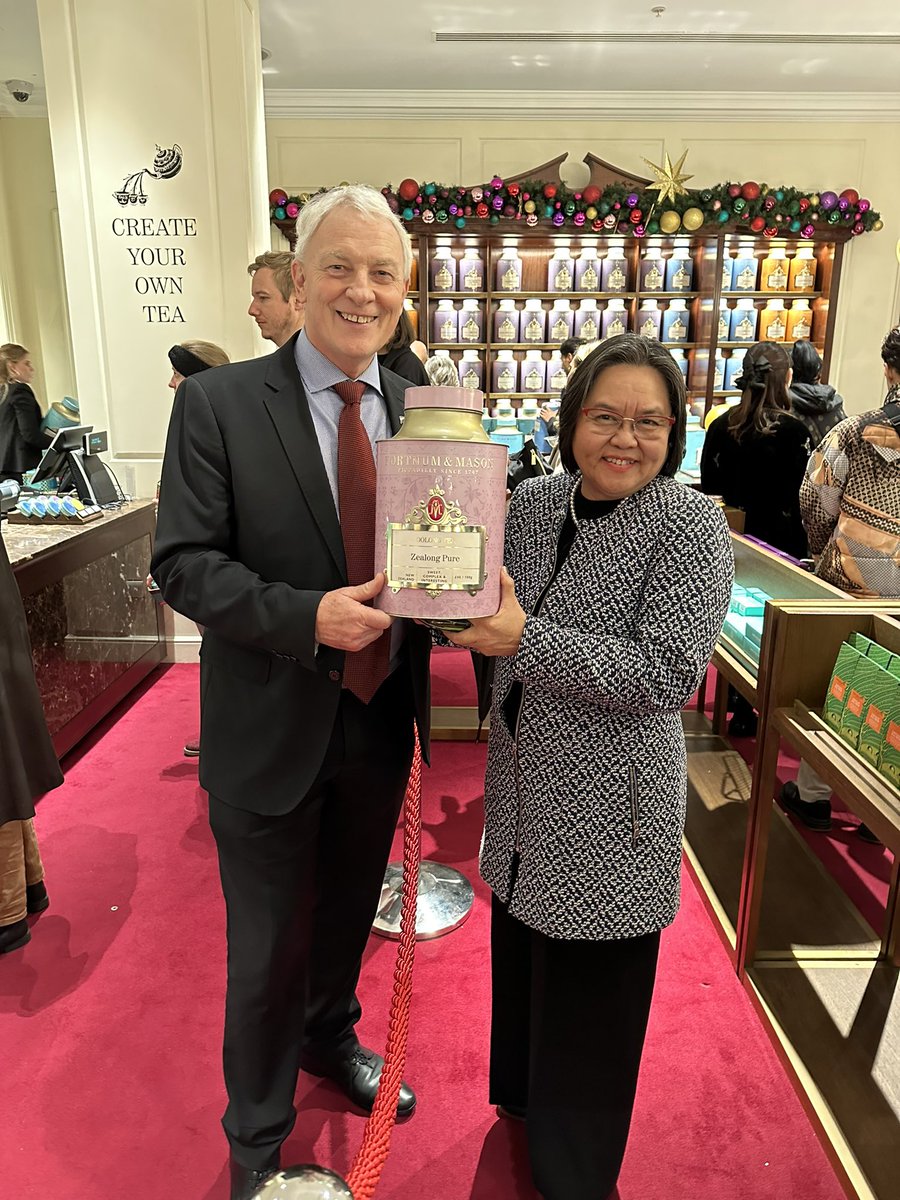 2 gold and one special award at the International Tea Academy Awards in London for Zealong Tea! New Zealand’s Waikato region producing the best tea in the world. How good is that!