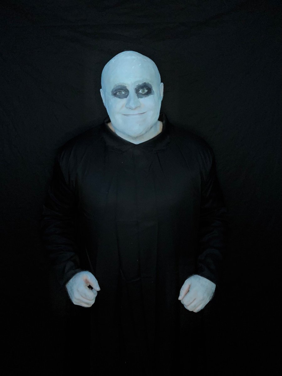 Doc_Rants's tweet photo. “She makes me think of…volatile chemicals!”

#unclefester #theaddamsfamily #addamsfamily #addamsfamilyvalues #christopherlloyd #90s #90smovies #spooky #comedy #cosplay #cosplayer #addamsfamilycosplay https://t.co/GI6ChJFjH6