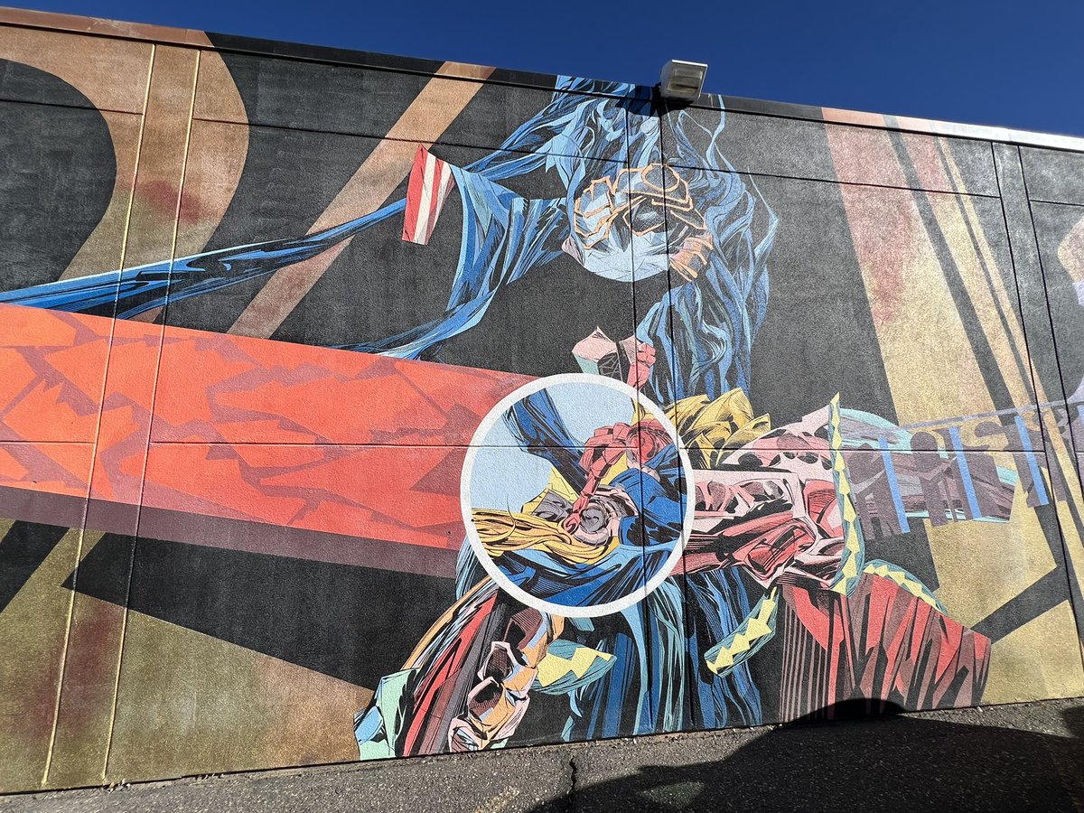 dajmeyer's tweet photo. Organizers cleverly located #SQuInT2023 only a couple of blocks away from @drdroom’s “Quantum Bridge”. If only transportation here were so easy!
#ABQmural #ABQart https://t.co/iw89rD8TE8
