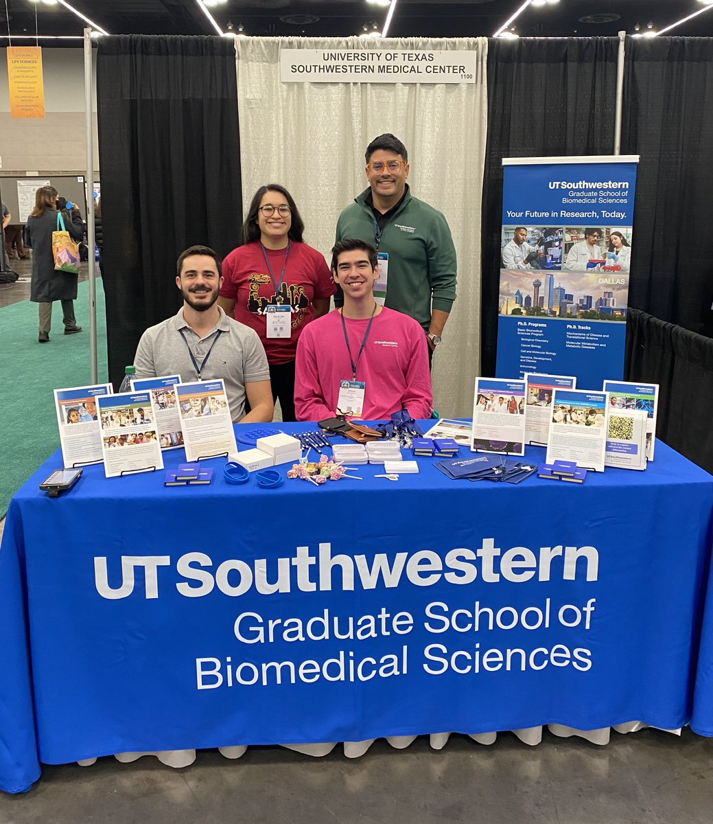 Dr. Arnaldo Díaz (@adiaz_phd) on Twitter photo Dear SACNISTAs: We had a great Day 1 at #2023NDiSTEM & are excited about the fantastic programming planned for Day 2. We invite you to stop by booth #1100 to learn more about the <a href="/UTSWGradSchool/">UTSW Graduate School of Biomedical Sciences</a> programs from the undergrad to the faculty level. Our team is eager to meet you! Dear SACNISTAs: We had a great Day 1 at #2023NDiSTEM & are excited about the fantastic programming planned for Day 2. We invite you to stop by booth #1100 to learn more about the <a href="/UTSWGradSchool/">UTSW Graduate School of Biomedical Sciences</a> programs from the undergrad to the faculty level. Our team is eager to meet you!