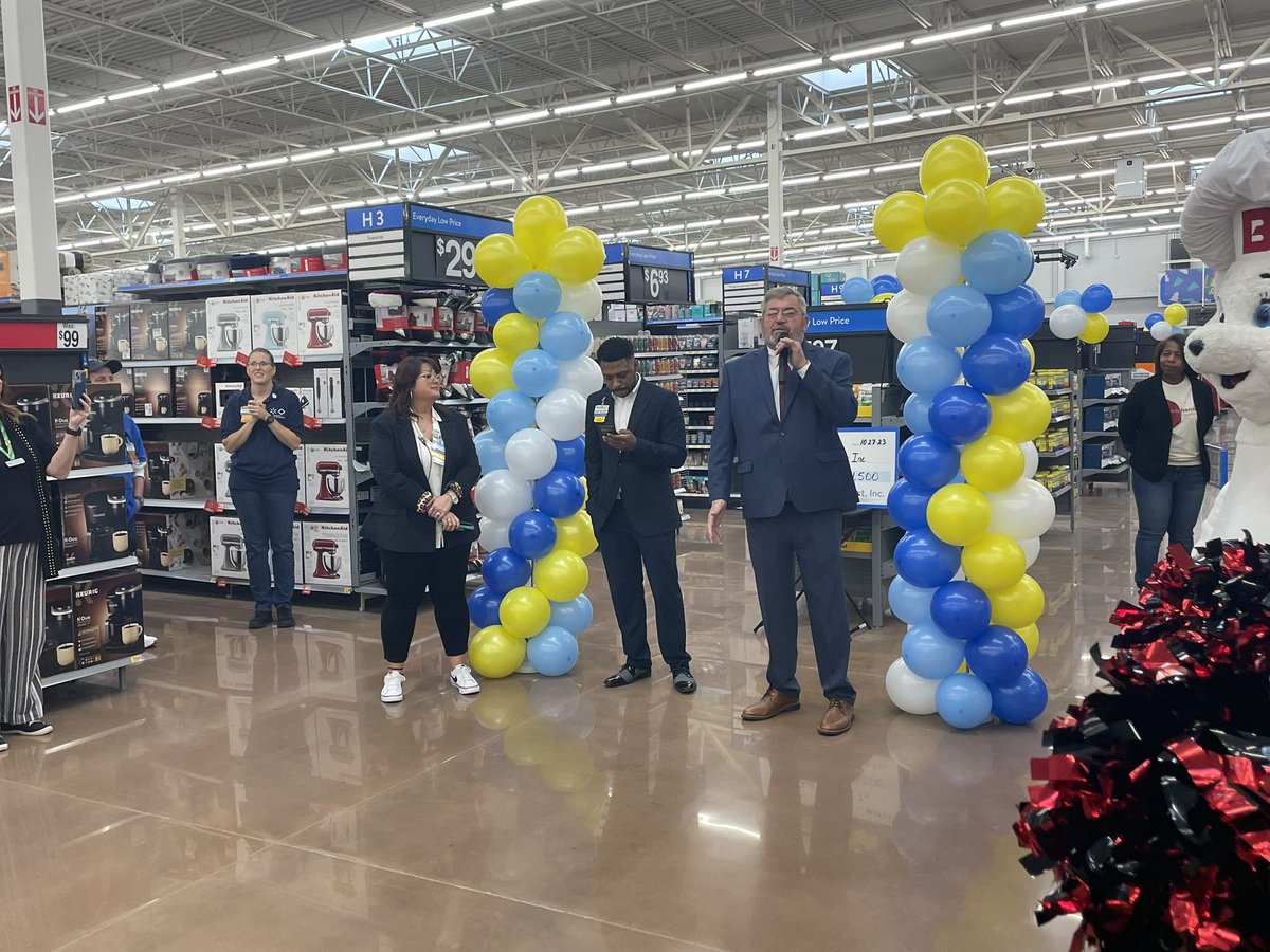 DelCityChamber's tweet photo. Congratulations to Walmart on their Re-Grand Opening! It was definitely a party in their and the remodel looks amazing. We so appreciate everything they do for our community. https://t.co/MK2JcbSzy4