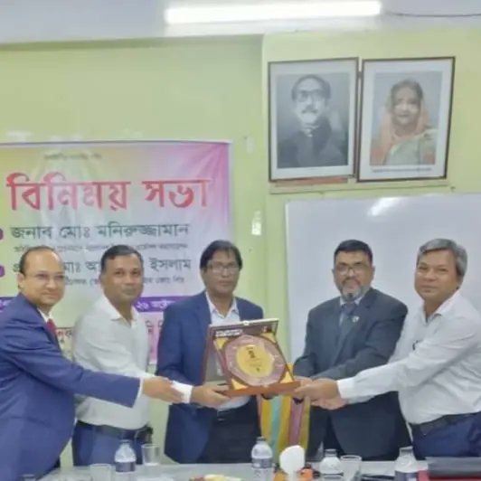 mygemco's tweet photo. ২৬-১০-২৩ তারিখ বিএসইসি'র চেয়ারম্যান জনাব মোঃ মনিরুজ্জামান জিইএমকো পরিদর্শন করেন। এ সময় প্রতিষ্ঠানের ব্যবস্থাপনা পরিচালক প্রকৌ: মোঃ আশরাফুল ইসলাম, বিএসইসি'র চট্টগ্রাম অঞ্চলের গাওলি, ইসিএল ও পিআইএল এর ব্যবস্থাপনা পরিচালকসহ প্রতিষ্ঠানের কর্মকর্তা, কর্মচারী ও শ্রমিকরা উপস্থিত ছিলেন https://t.co/O6aPV6ejbm