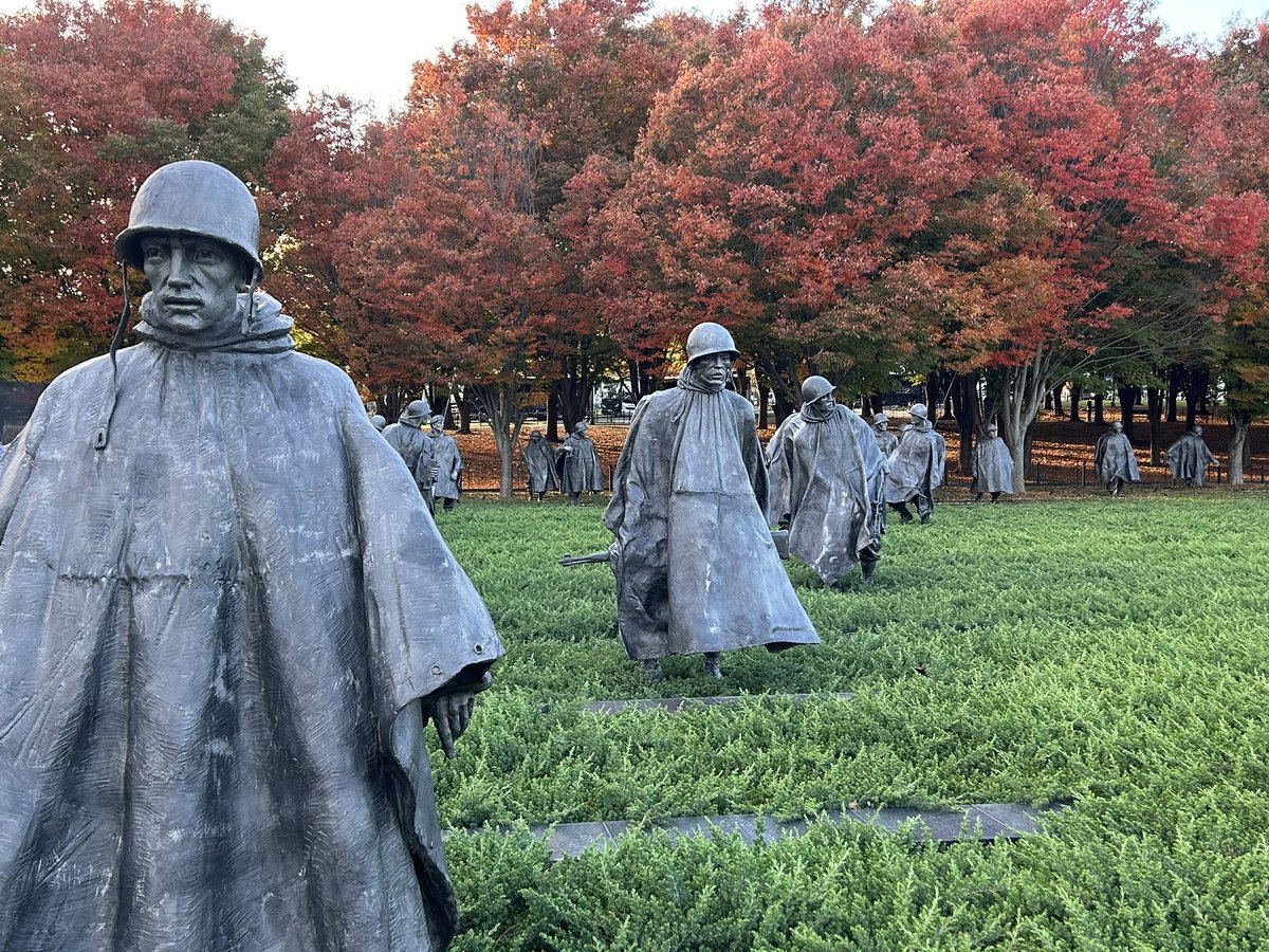 LearwoodDCTrip's tweet photo. What a trip! https://t.co/AASOcWGick