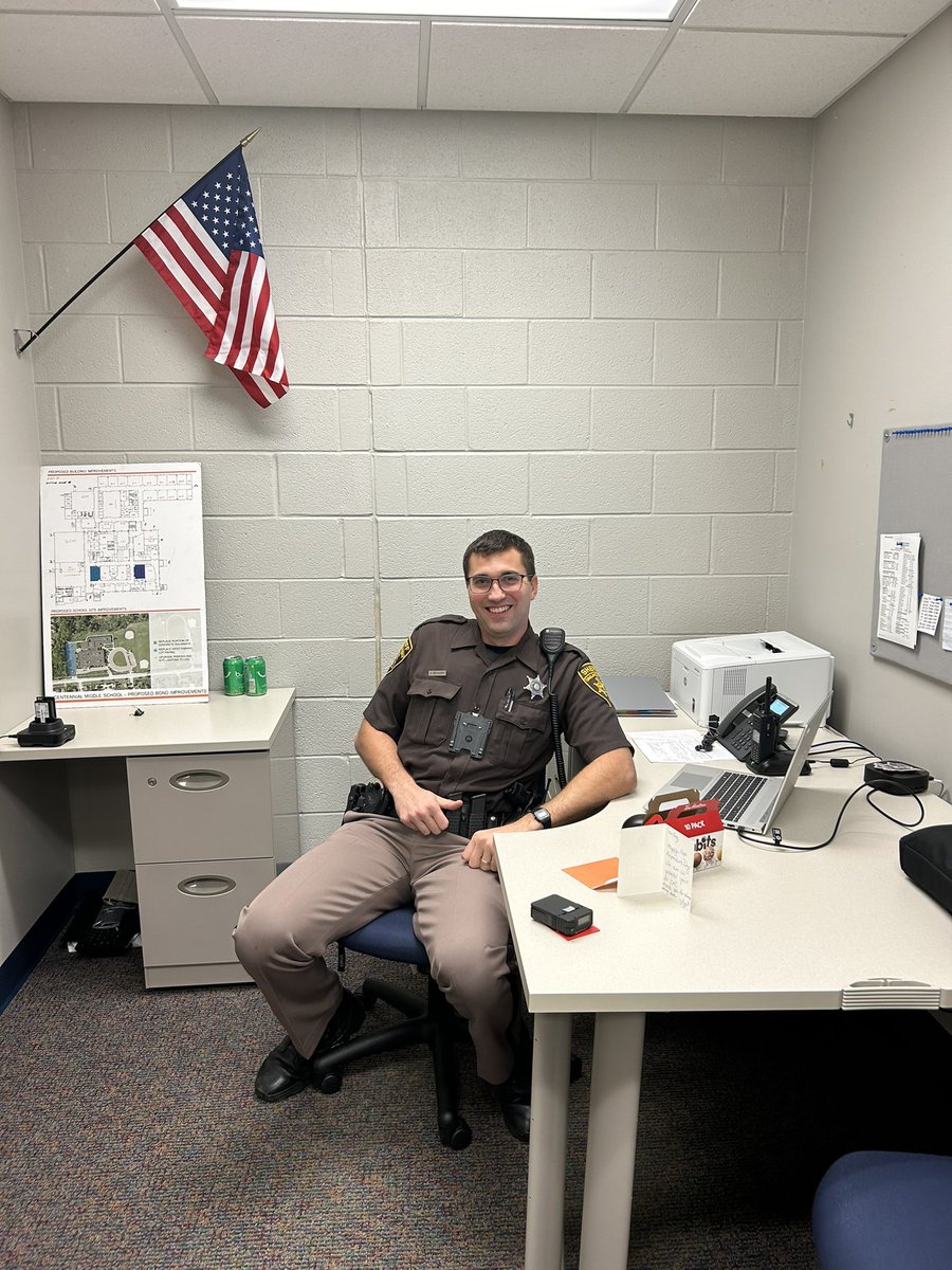 CentennialMS's tweet photo. Happy First Responder’s Day Deputy Mishark! We are so lucky to have you at CMS! https://t.co/yFFIMLepfu