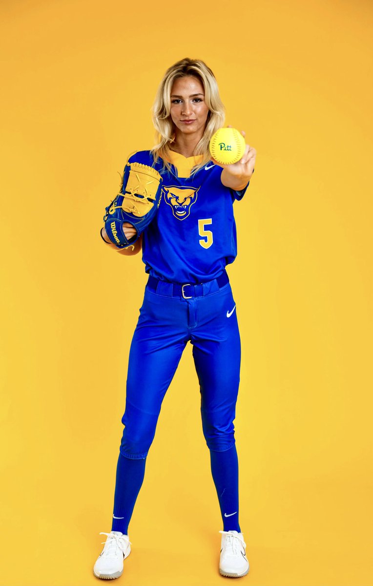 sparksgwen27's tweet photo. amazing official visit with @Pitt_SB !! and so excited for the next 4 years with my girls‼️#H2P 💙💛 @HawksHarbold @ND_LadyTitans https://t.co/GxQHHzo92c