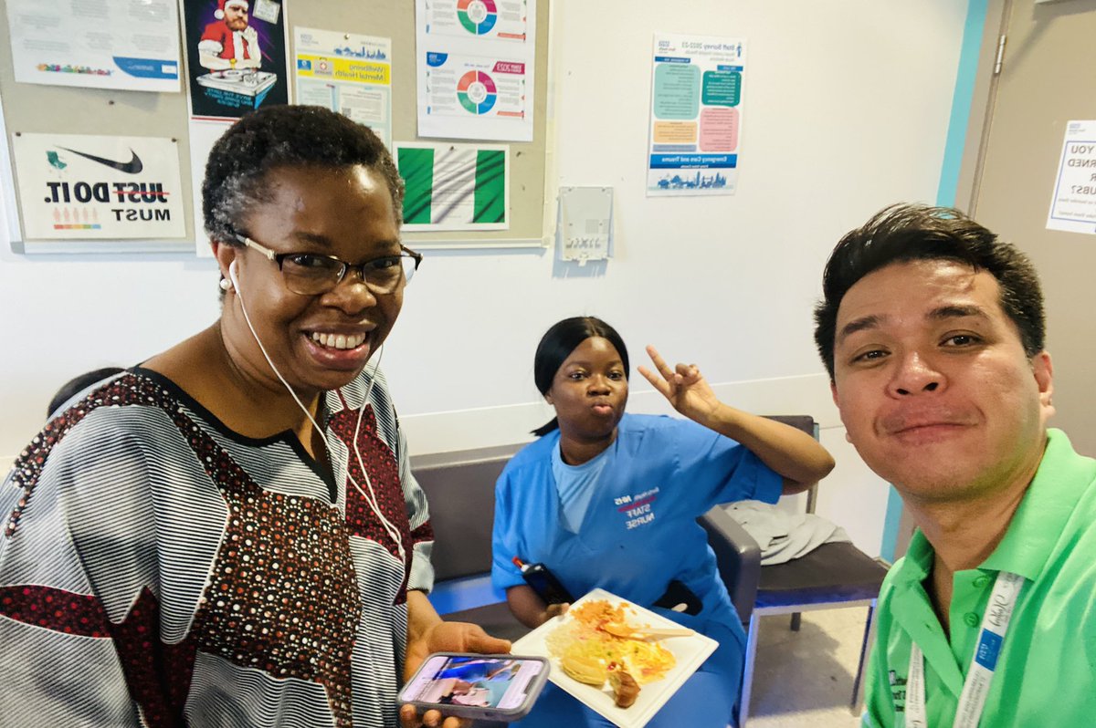 PtSayson's tweet photo. AAU Staff of @RoyalLondonHosp @NHSBartsHealth were not only ready for @Moving_Handling HoverJack/Matt bespoke training but also to a spectacular taste bud &amp; richly-flavoured cuisine journey. Thank u wards 11E/11F &amp; praises to your monthly ‘Big Fat Friday’ ...it’s ‘#NigerianDay’! https://t.co/o1GrI3JEdR