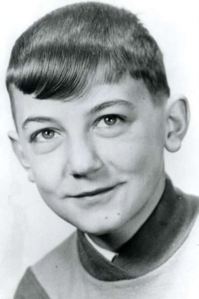 chaussisfamily's tweet photo. Né le 28 octobre 1944
Mort le 19 juin 1986

N'écrivez pas son nom mais donnez un indice qui indiquera que vous l'avez reconnu https://t.co/D3UuA272XQ