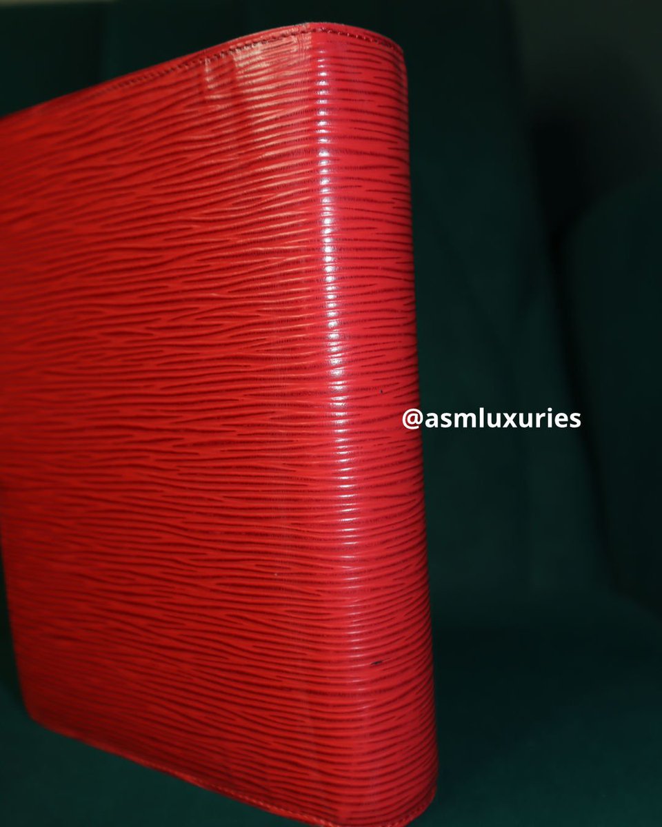 Add some Swag to your daily to do list ❤️
Red Epi GM Agenda  
.
.
.
.
.
#LouisVuitton #louisvuittonaddict #louisvuittonneverfull #louisvuittonbags #louisvuittonwallet #louisvuittonscarf  #louisvuittonmonogram #louisvuittonhandbag #louisvuittonlovers#louisvuittoncollecto