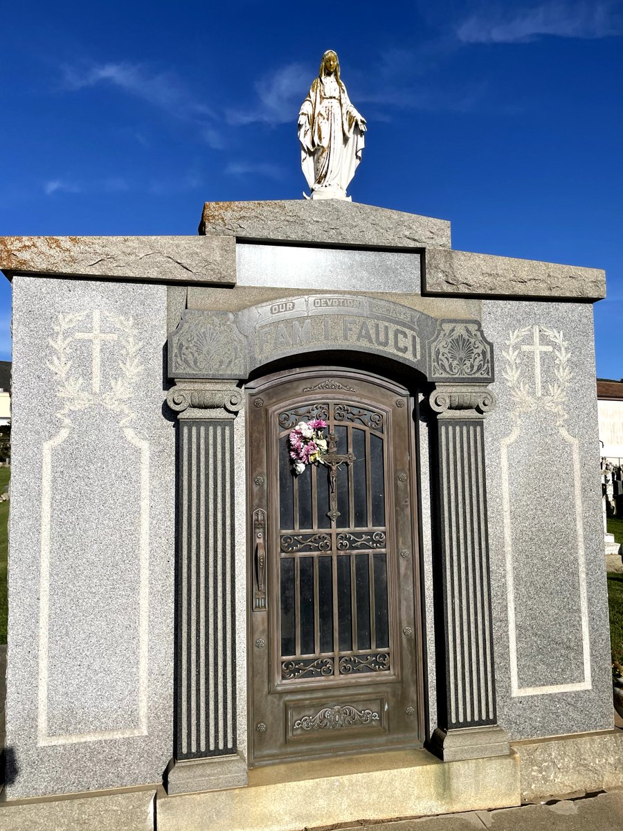 Graves, Mostly Colma tweet media