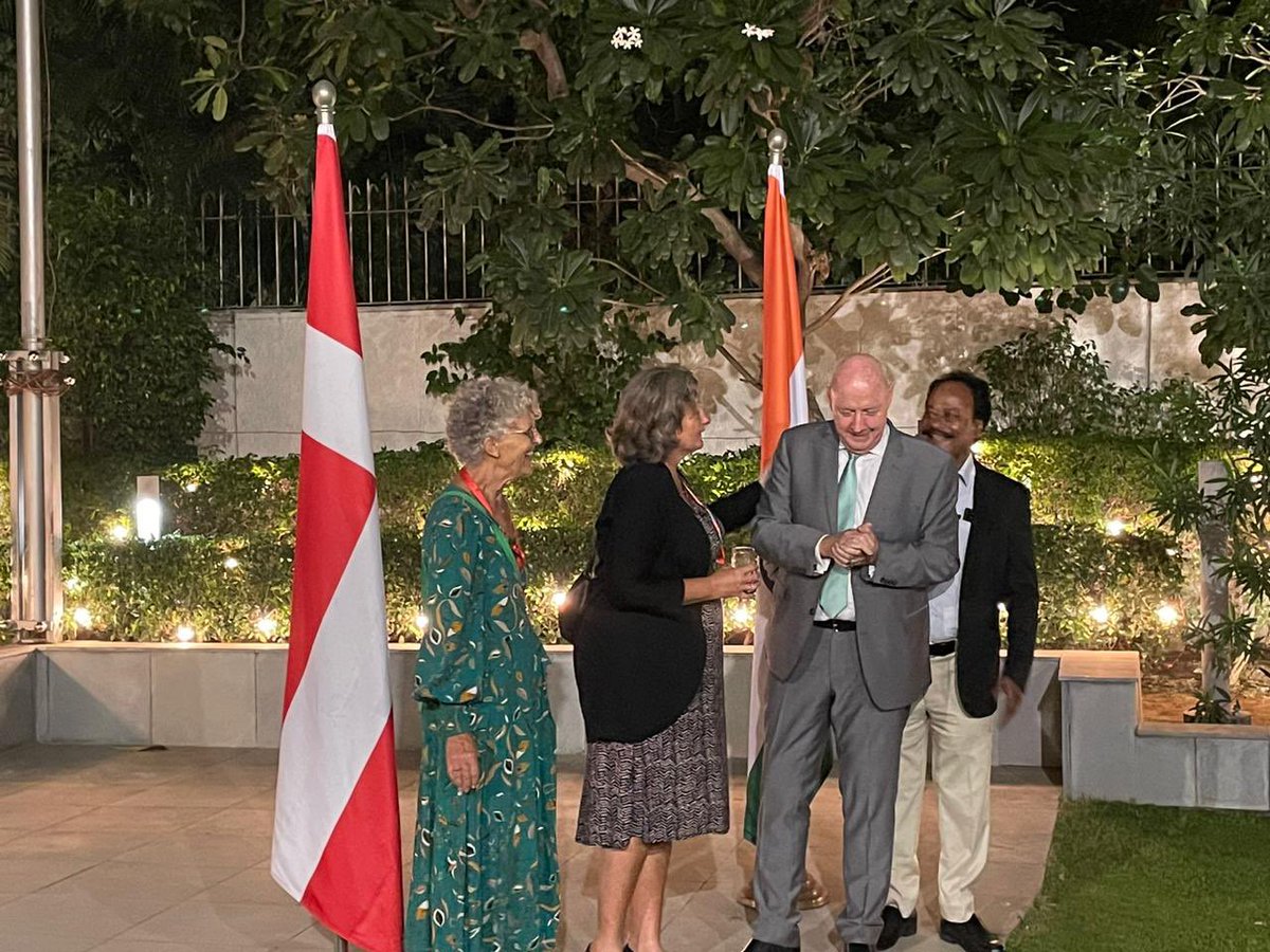 svane_freddy's tweet photo. #SDGs - the compass of humanity. Great evening focusing on what we can do individually to deliver on these important goals.@DenmarkinIndia @ShombiSharp @GhoshArunabha @Danishculture https://t.co/yNjFHSd5r9