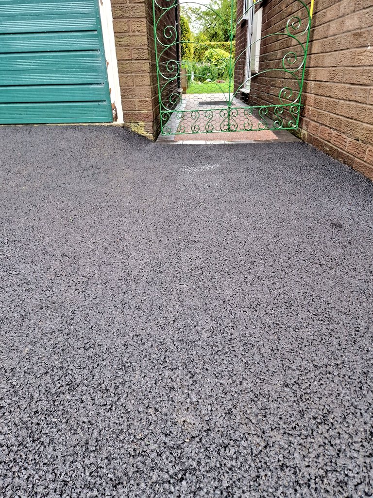 toffsgroundworks (@carlpenrose) on Twitter photo We have recently resurfaced this driveway using SMA surface course and UV stable resin bound footpath to the footpath. Customers love the finish. #Driveways #UVstable #Resinbound #Groundworks #Paving #Chirk free quotes and advice 07881 844920 toffsgroundworks@live.co.uk We have recently resurfaced this driveway using SMA surface course and UV stable resin bound footpath to the footpath. Customers love the finish. #Driveways #UVstable #Resinbound #Groundworks #Paving #Chirk free quotes and advice 07881 844920 toffsgroundworks@live.co.uk