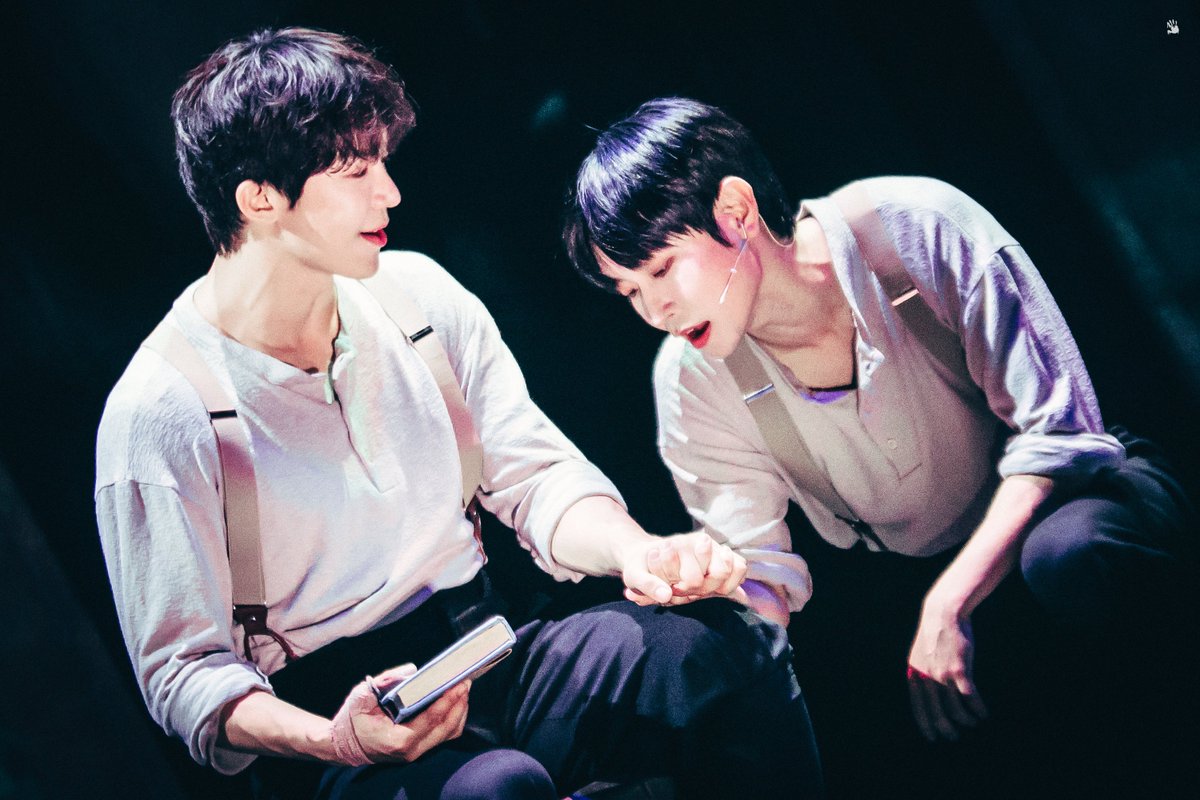 gn_muz's tweet photo. 2023.10.27. 뮤지컬 비더슈탄트   
라이너 기벤라트 #이진우 배우 
프레드릭 칼 #김이담 배우

가벼웠던 감정들은 더 진해졌어 https://t.co/WpRMwwy3Ou