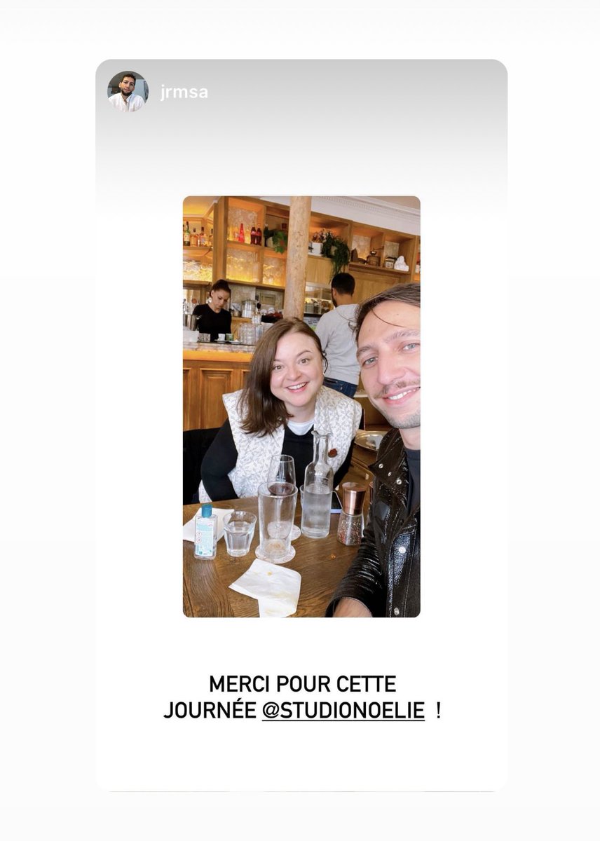 NoElieViAllet's tweet photo. Ravie de cette journée à l'école W avec Jérémy Varlet ! Il a pu présenter aux étudiants tous les secrets des campagnes d'influence dans la #mode. https://t.co/uIuTS6kqnU
