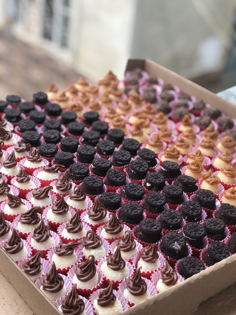 Carolin52166947's tweet image. Olha essa perfeição Do nossos Docinhos Gourmet 🥰

Sabores: Ninho cm Nutella,Brigadeiro, Oreo, Churros 

Estamos aceitando encomenda😉 

#docinhos #docinhosdefesta #docinhogourmet