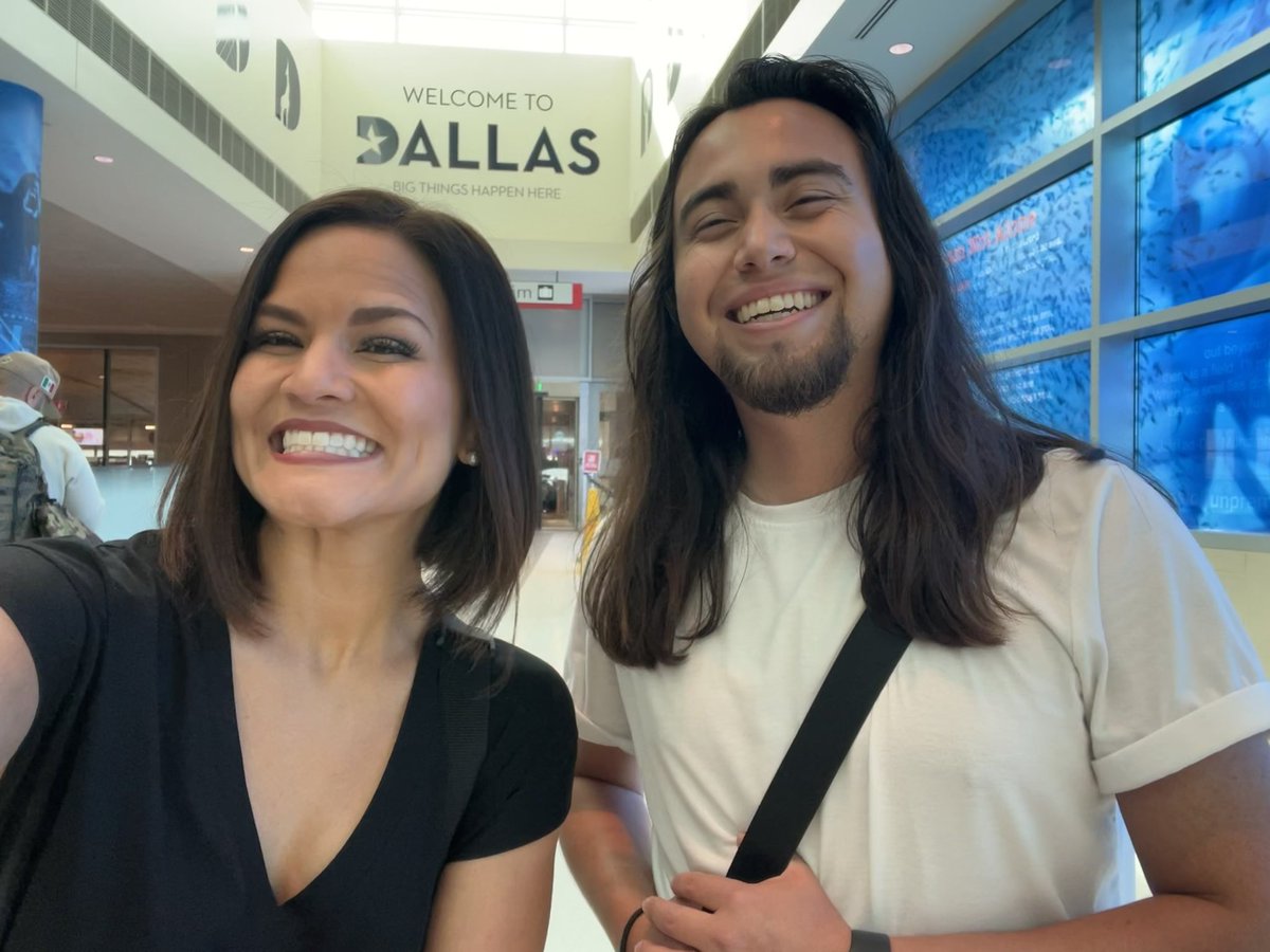 NicoleCritesTV's tweet image. We made it 👋 🌵✈️🐍⚾️
Live @Dbacks team coverage starting @3pm on #azfamily 
#3tv #cbs5
@azfamily @MarkMcClune 
@itsnicklol